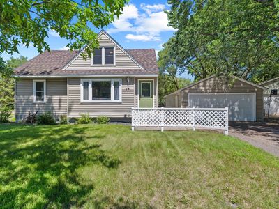 14 Pointcross Dr