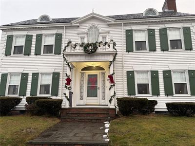 36 Underwood St