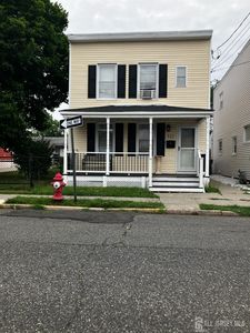 712 Mary St