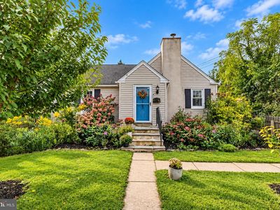 1123 Old Lancaster Rd