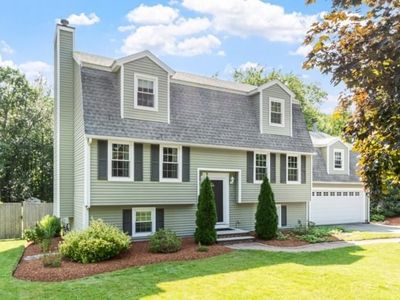 5 Apple Blossom Way