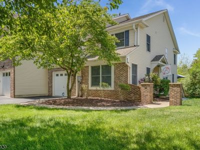 34 Pond Ridge Dr