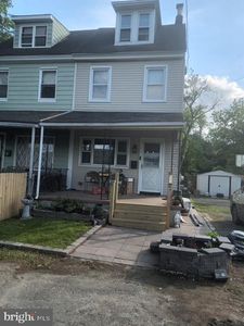 8 Blakiston St