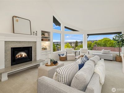 2616 4th Avenue N #405