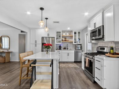 1022 W 13TH Street