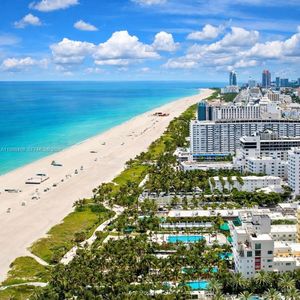 1150 Collins Ave APT 402