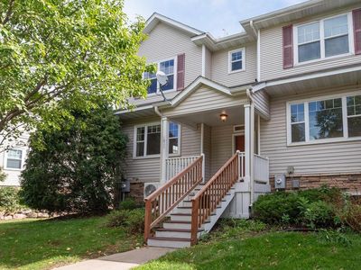1811 3rd St NE
