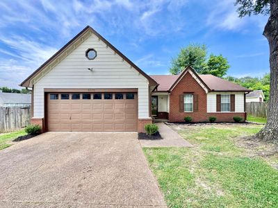 6574 Charles Bryan Cv