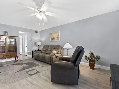 46 Woodland Dr APT 103