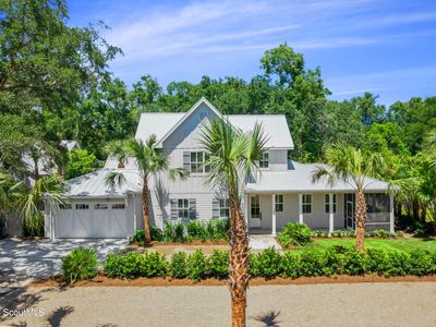 103 London Ln