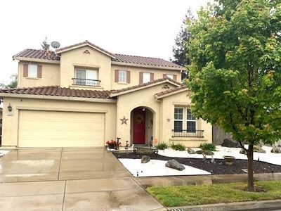 1220 E Springer Dr