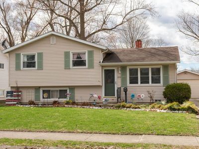 1715 Sterling Dr