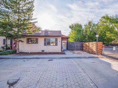 561 W Good Hope Cir APT F