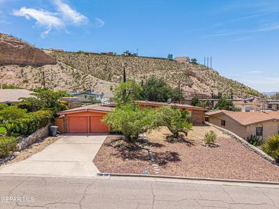 220 Moonglow Dr