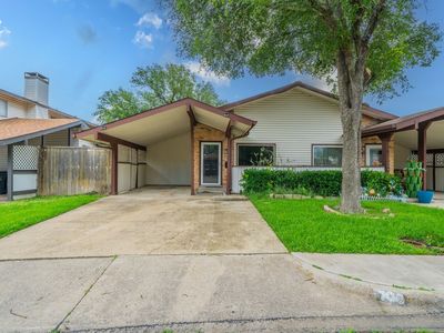 708 Baruna Cir