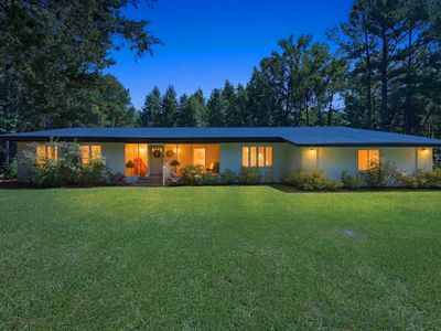 303 Woodbridge Rd