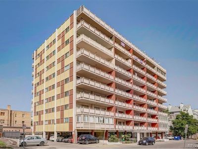 1121 Albion Street #702