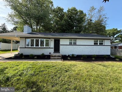14 Colonial Rd