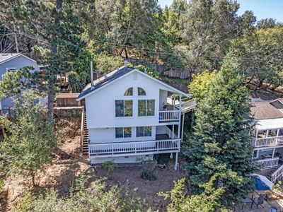 17415 Locust Dr