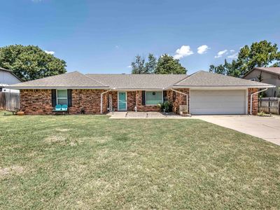 2204 Twin Dr