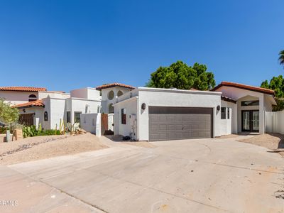 5909 E Aire Libre Ln