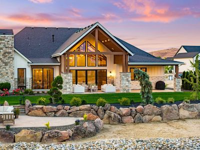 3584 N Harvest Moon Way