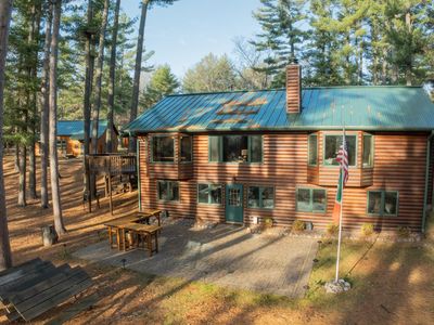 5810 N Stone Lake Rd