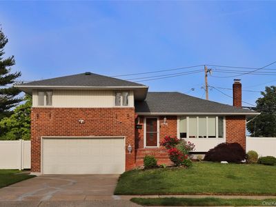311 Southwood Circle