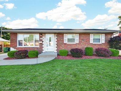 4019 Greenmeadows Dr