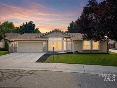 2161 E Lochmeadow Ct