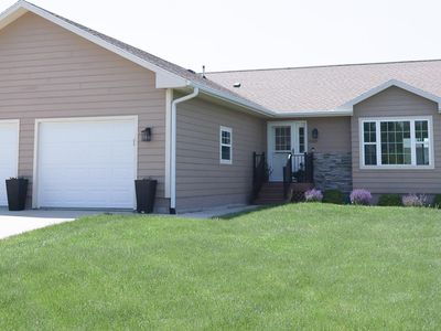 2405 Rodlyn Rd