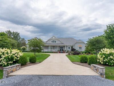 138 Elderberry Ln