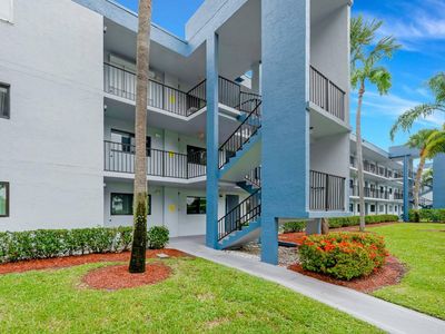 15456 Pembridge Drive #102