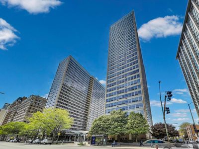 3550 N Lake Shore Dr APT 228