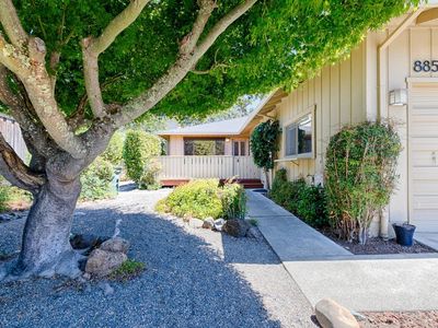 8850 Oak Trail Drive