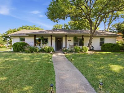 6136 Wrigley Way