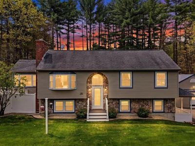 26 Mayflower Dr