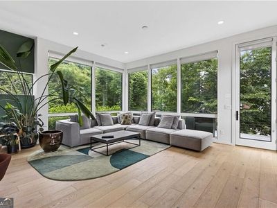 829 North Ave NE #2