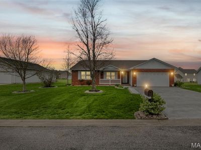 911 Bayberry Ln