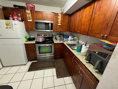 3600 NW 21st St APT 301
