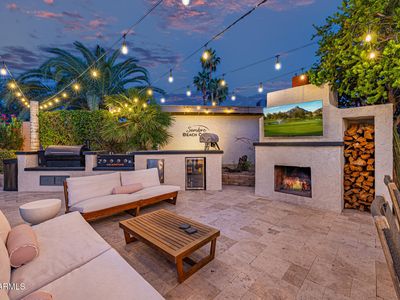 7821 N Via De La Sombre