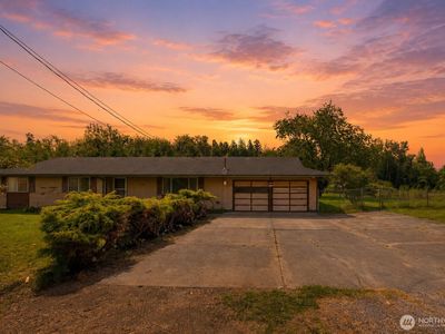 2861 2863 Douglas Road