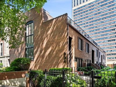 334 W Barry Ave APT B