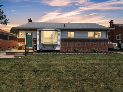 32826 Benson Dr