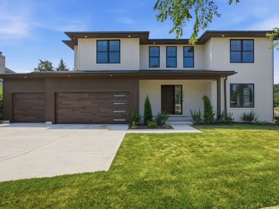 949 Internationale Pkwy
