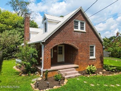 1207 Tapoco Ave