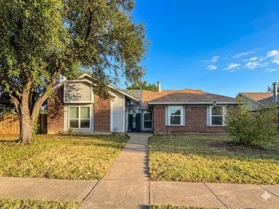 406 Dollins St