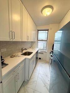 6712 Yellowstone Blvd APT E9