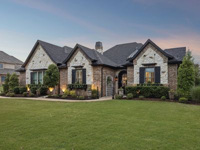 105 Eagles Peak Ln