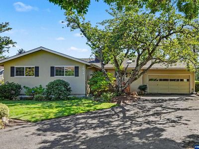 2626 NW Linnan Cir
